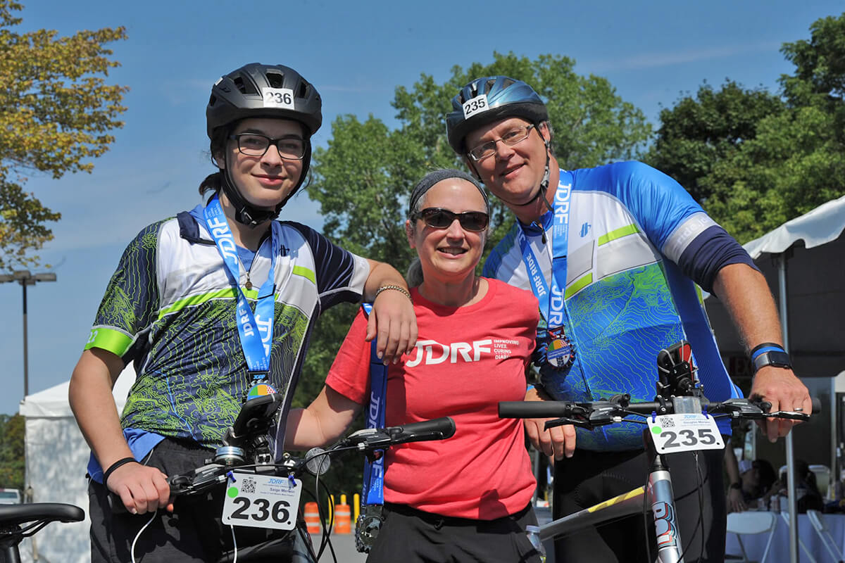 Saige, Samantha, and Doug Merwin at the 2022 JDRF Ride in Saratoga Springs, NY