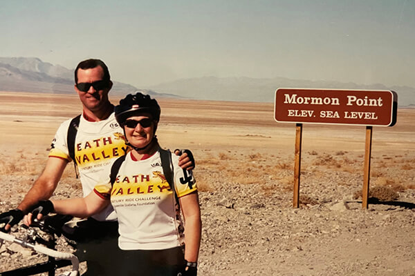 Dick and Julie Roettker at the 2000 JDRF Ride in Death Valley